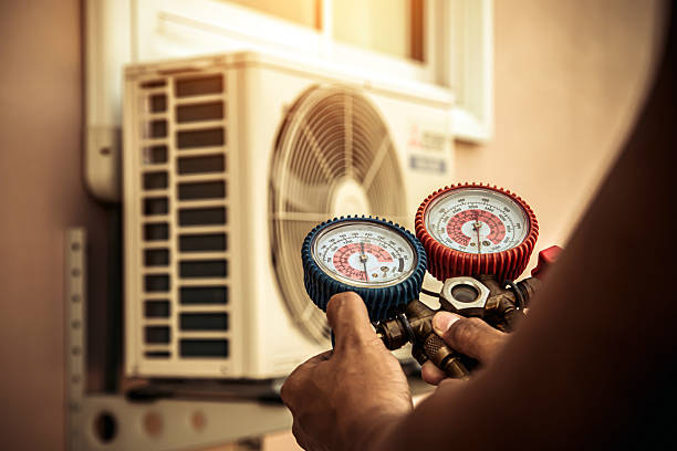 Professional Hvac technician working in Worden, IL